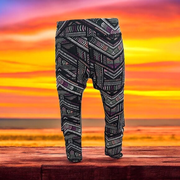 Gaiam XL Geometric Pattern Yoga Leggings Crisscross Cutout Gym Fitness Workout - Picture 1 of 8